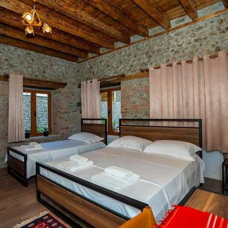 Intown Guesthouse Shkodër Eksteriør bilde