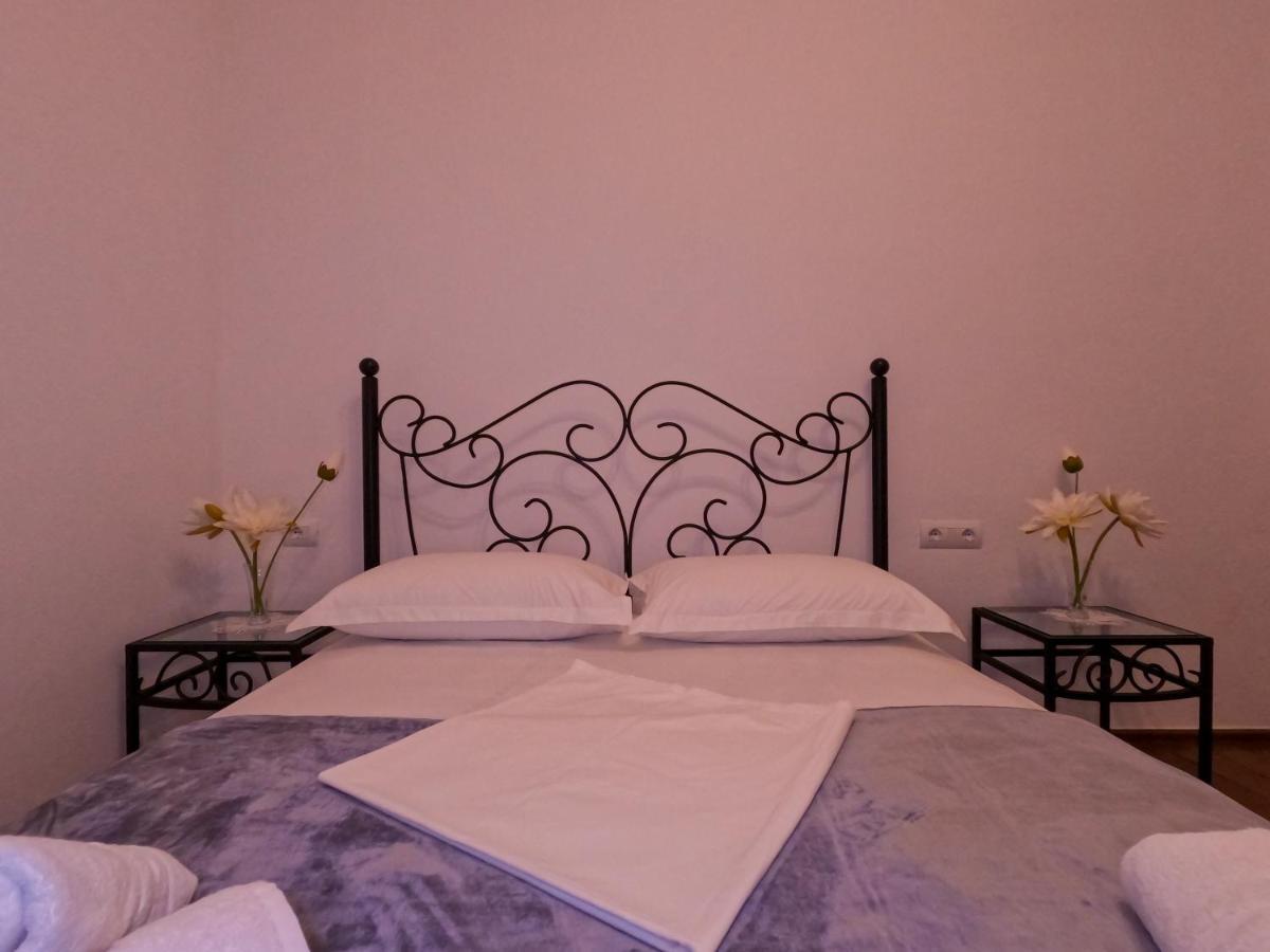 Intown Guesthouse Shkodër Eksteriør bilde