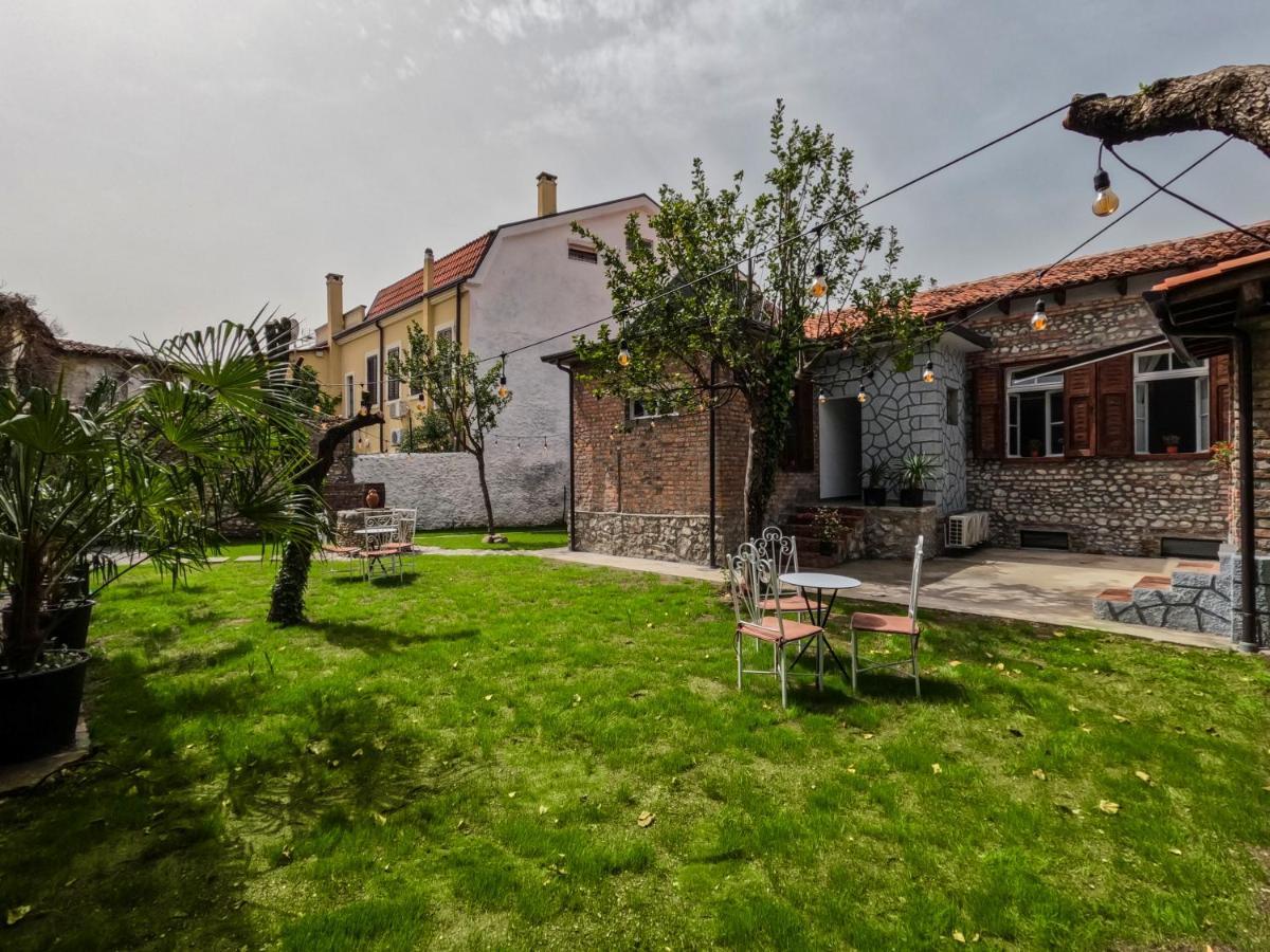 Intown Guesthouse Shkodër Eksteriør bilde