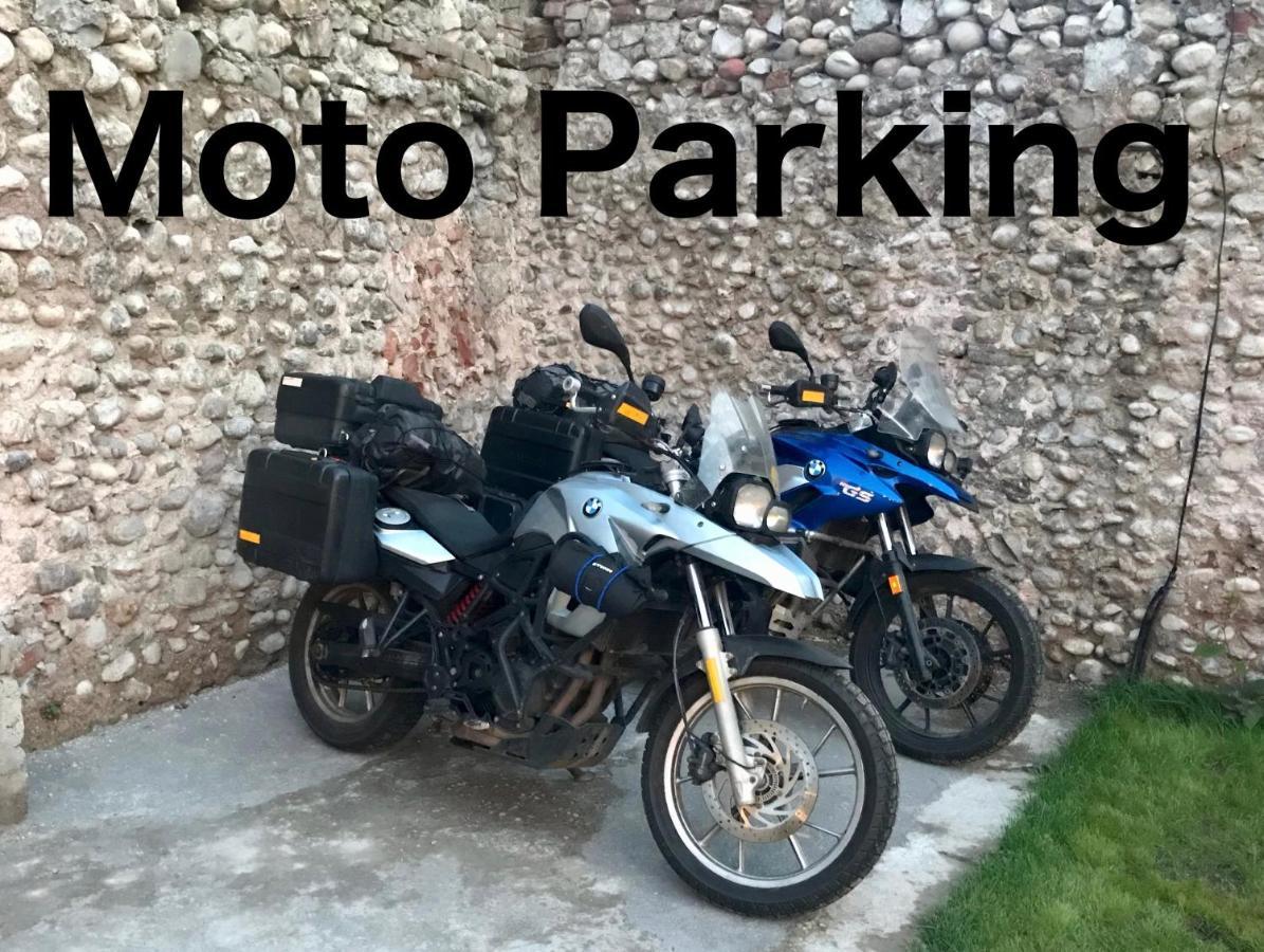 Intown Guesthouse Shkodër Eksteriør bilde