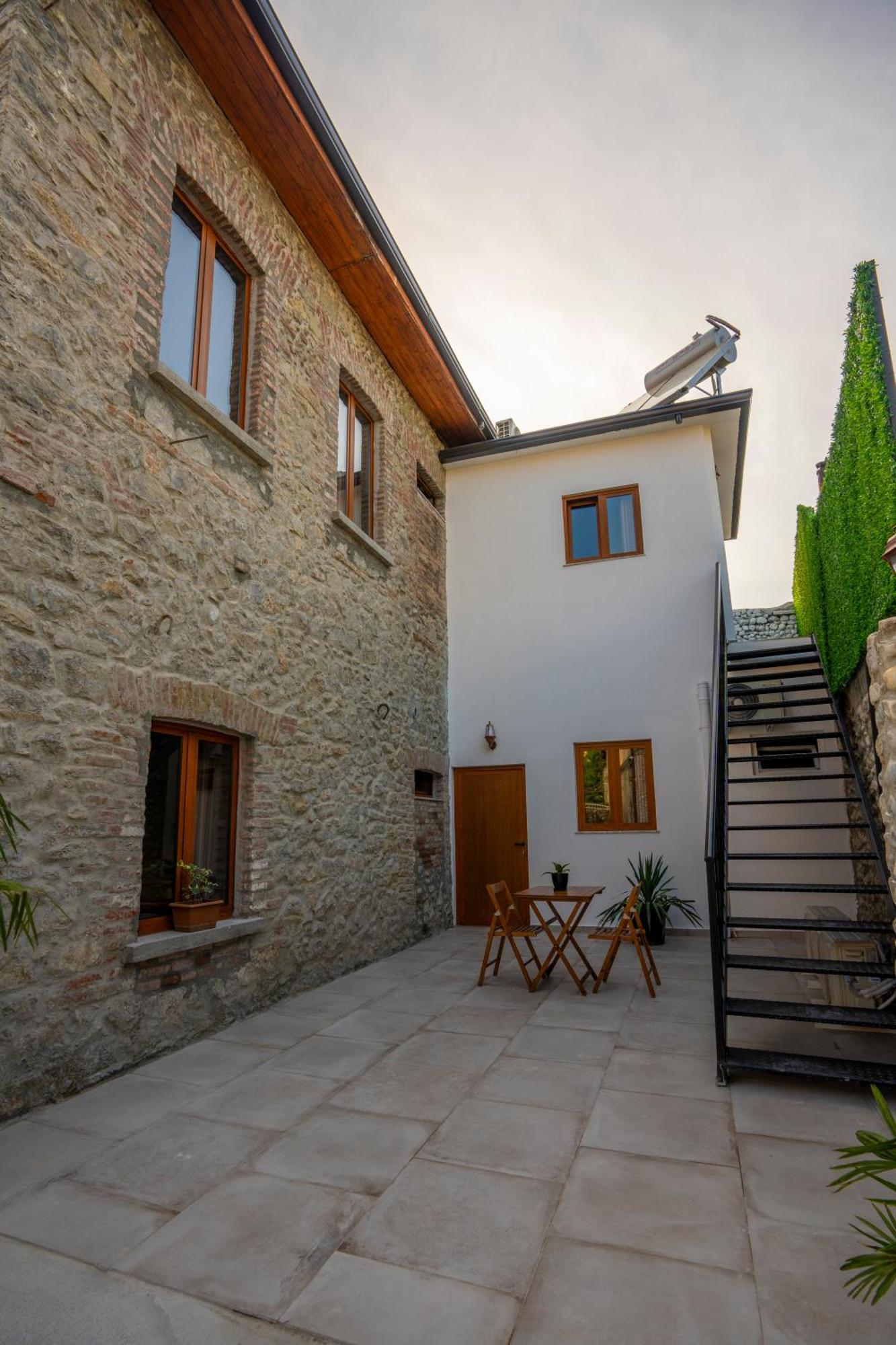 Intown Guesthouse Shkodër Eksteriør bilde
