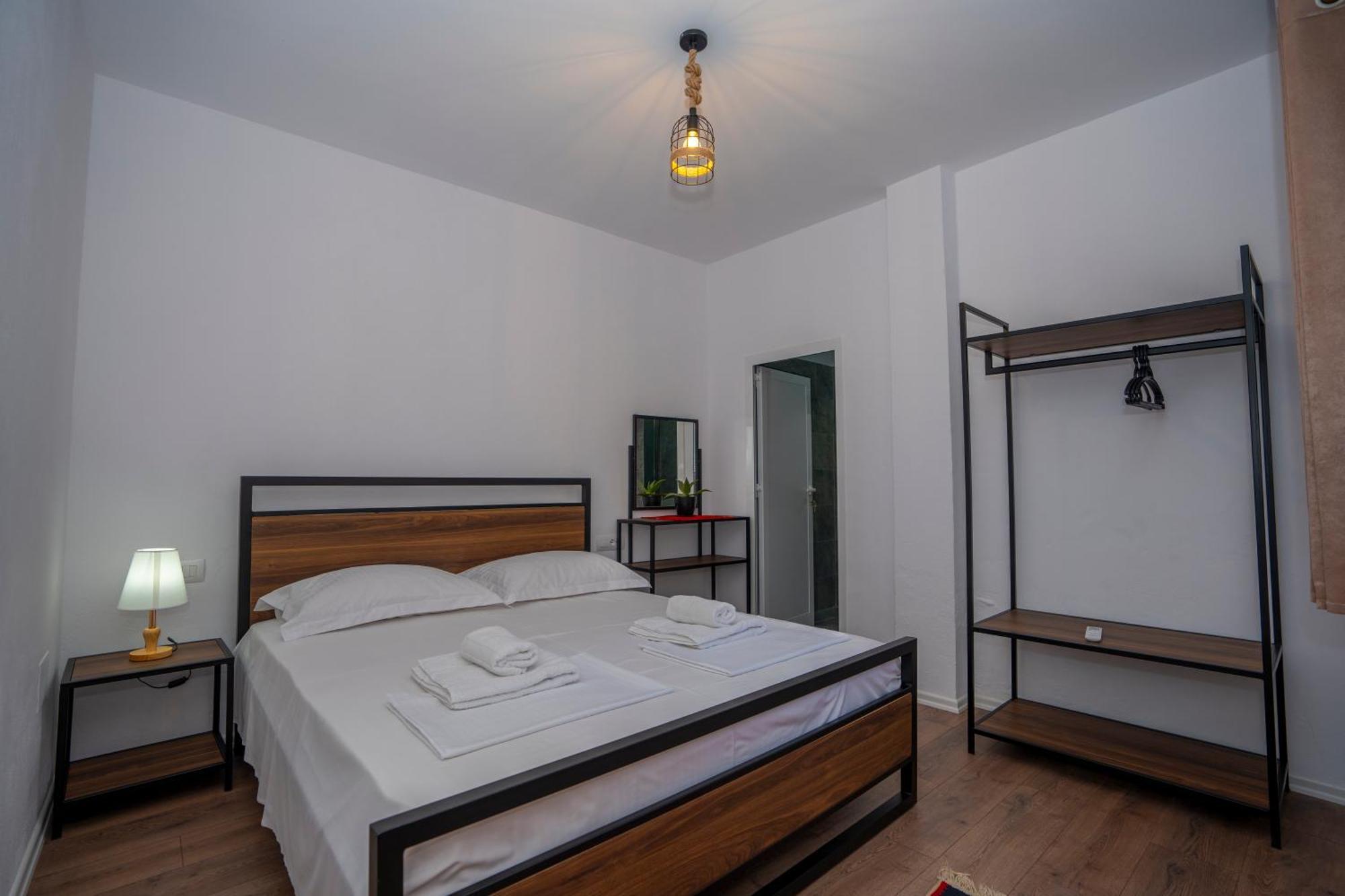 Intown Guesthouse Shkodër Eksteriør bilde
