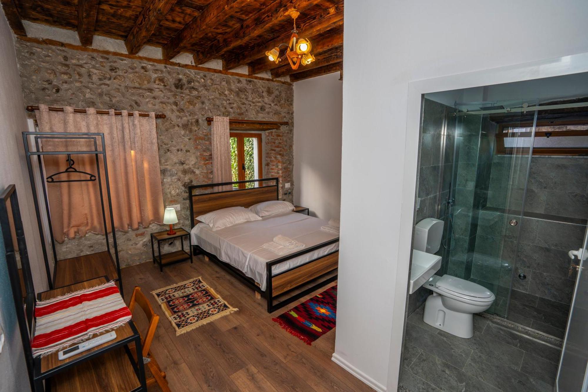 Intown Guesthouse Shkodër Eksteriør bilde